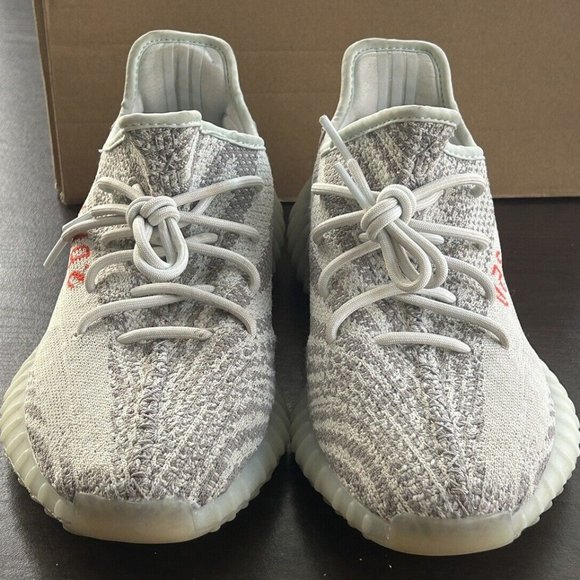 Size 10  adidas Yeezy Boost 350 V2 Low Blue Tint  B37571 Size 10